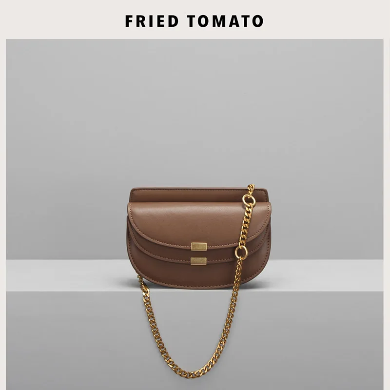 

VASSARETTE Leather chain small bag ladies Messenger bag 2019 new autumn and winter semi-circular retro saddle bag double cover