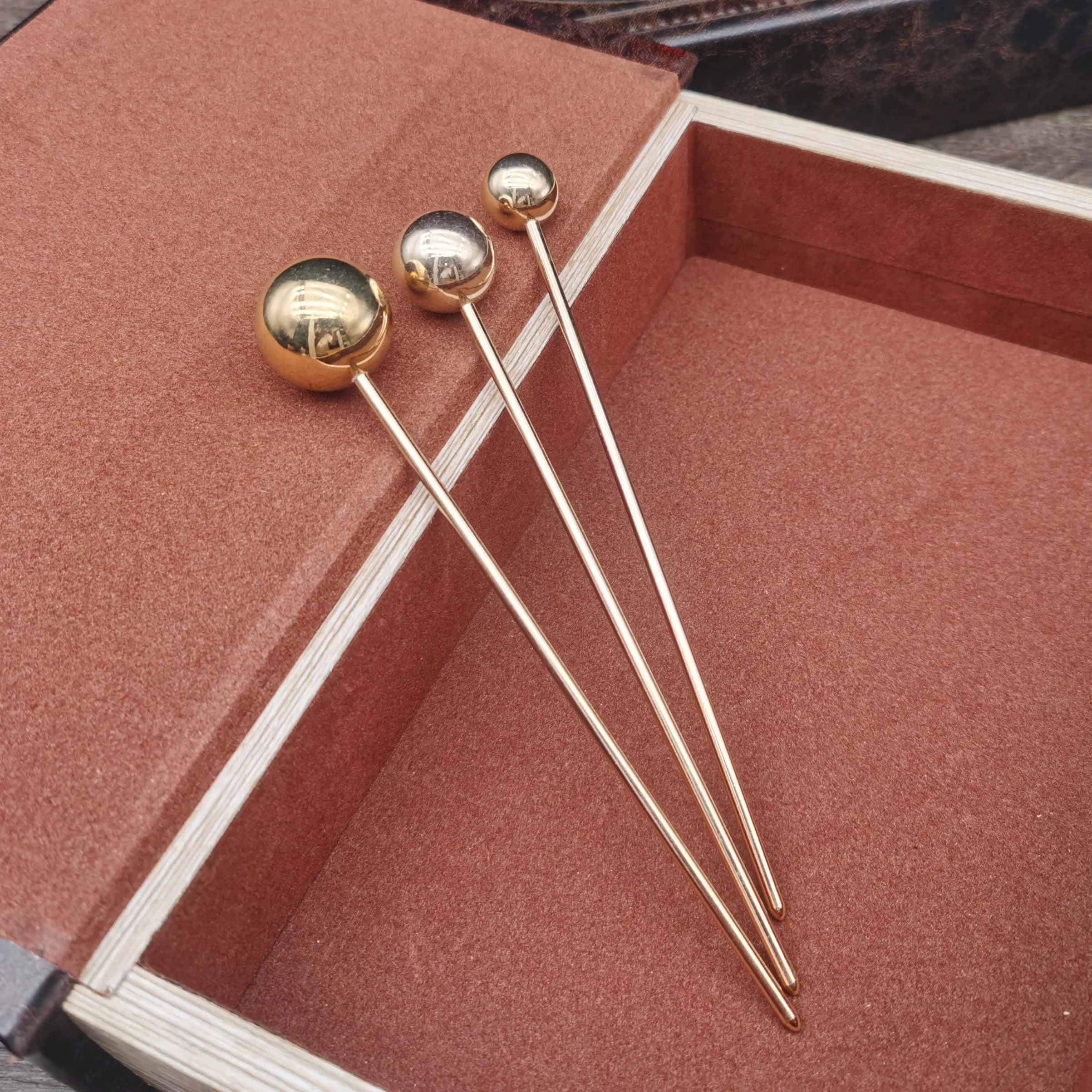 Fashion Women Simulated Pearl Hairpins Metal Barrette Clip Wedding Bridal Tiara Hair Accessories Wedding Hairstyle Design Tools