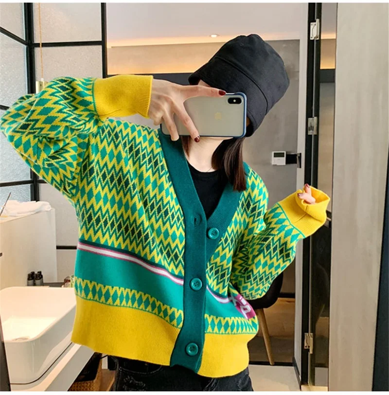 

2020 Korean Winter Loose Casual Women Cardigan Sweater Contrast Color Argyle Fashion Oversized Coat Thin Lazy Wind Sweater