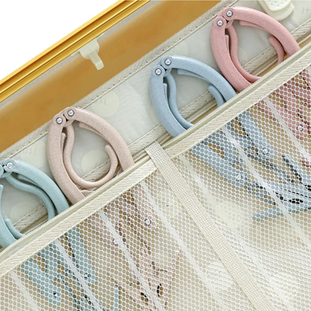 Portable Folding Clothes Hanger Clip Holiday Outdoor Travel Clothes Hanger