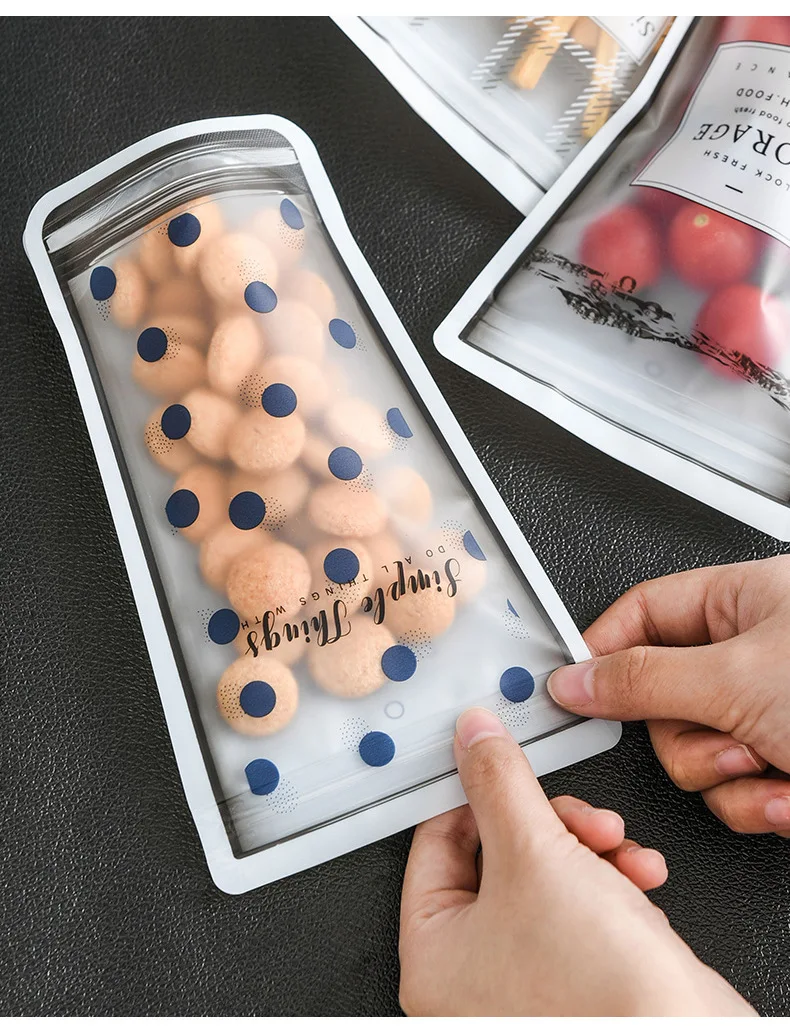 11042103943_1133660526