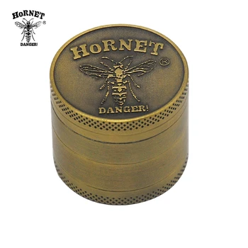 

HORNET Brass Style Zinc Alloy Herb Grinder 40MM 4 Pipe Metal Mini Tobacco Grinders with Pollen Catcher Smoke Pipe Accessories