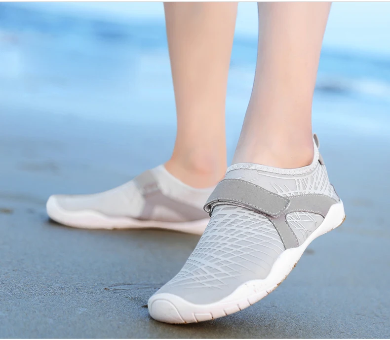 WWKK Summer Water Shoes Men Beach Sandals Upstream Aqua Shoes Woman Man Quick Dry River Sea Slippers Swimming Sneakers