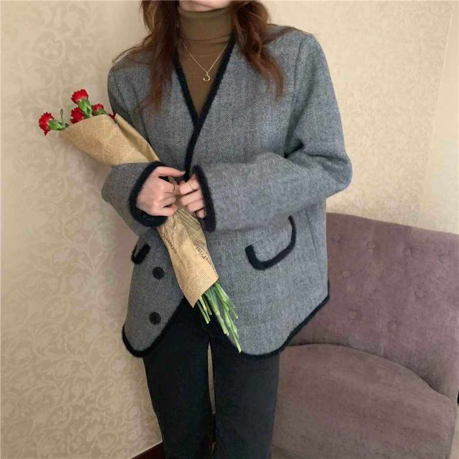 V-neck Woolen Coat Women Vintage Korean Style 2022 New Spring Autumn Tops Faux Rabbit Fur Stitching Color Jacket long down coat