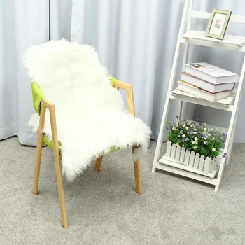 

1Pcs Soft Fur Artificial Sheepskin Hairy Carpet For Bedroom Living Room Skin Fur Plain Rugs Fluffy Area Rugs Washable Faux Mat