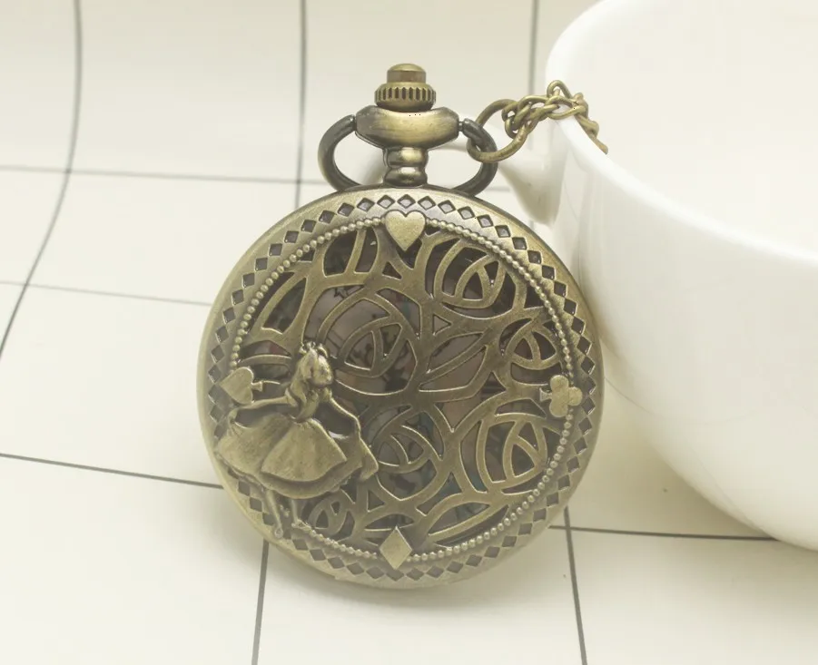 

Alice In Wonderland Theme Quartz Pocket Lovely Princess Roman Numerals Display Round Dial Pendant Clock for Ladies Chain