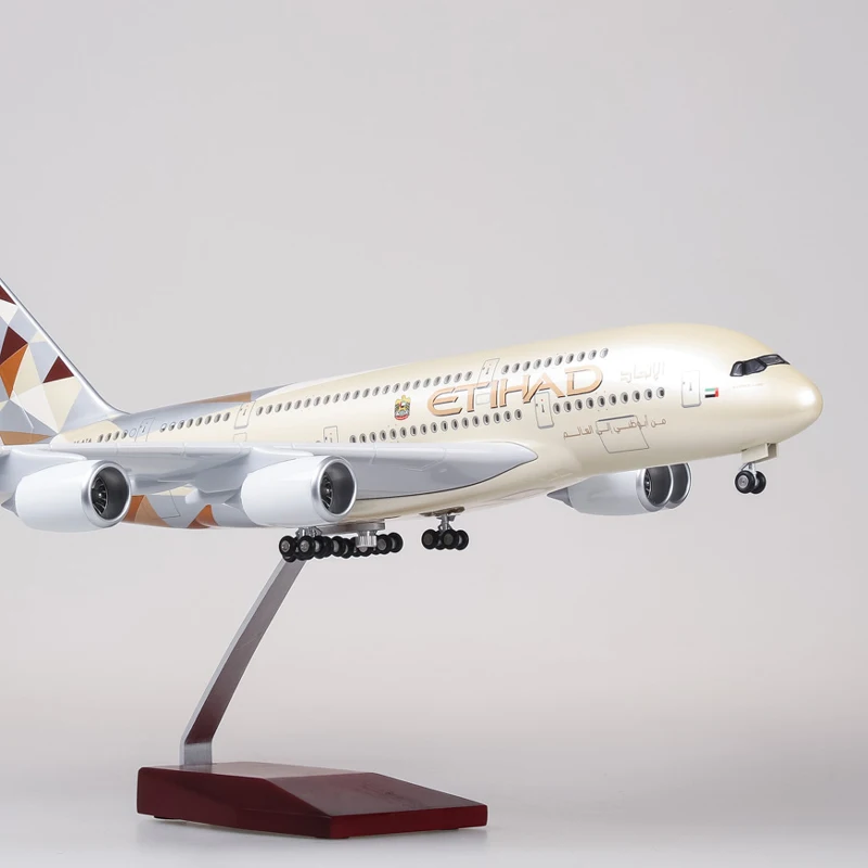 

IN Stock 1/160 Scale ETIHAD Airplane Model Airbus A380 ETIHAD Airlines Light Wheel Diecast Plastic Resin Plane Children Gift
