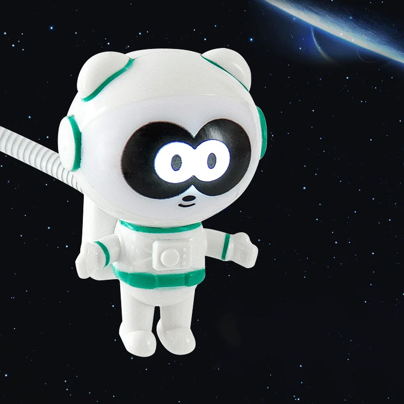 Светодиодный мини ночсветильник в виде астронавта с USB зарядкой декоративная
