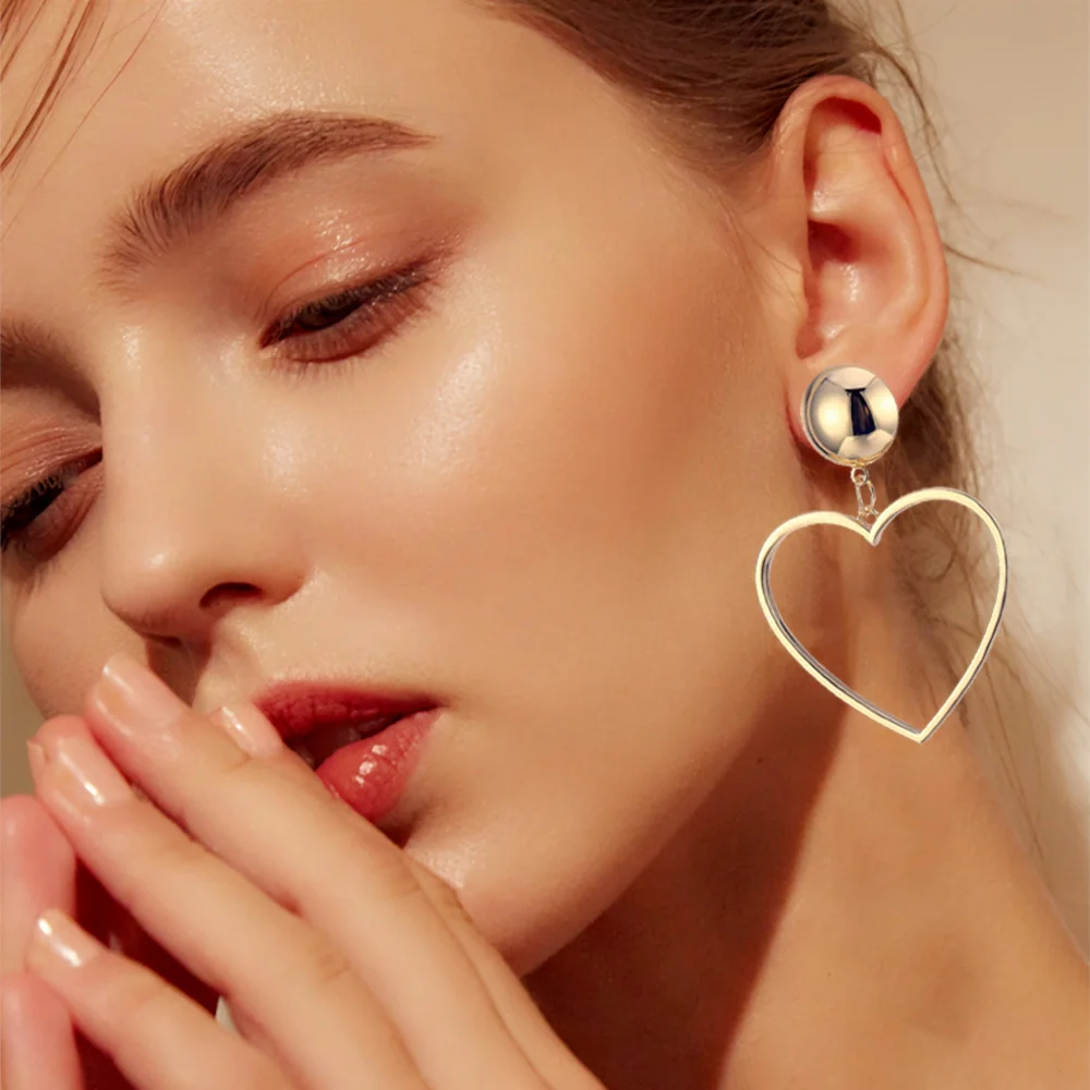 

Simple Gold Sliver Hollow Geometry Earrings For Women Big Heart Dangle Earring 2019 Fashion Statement Jewelry Hanging Earrings