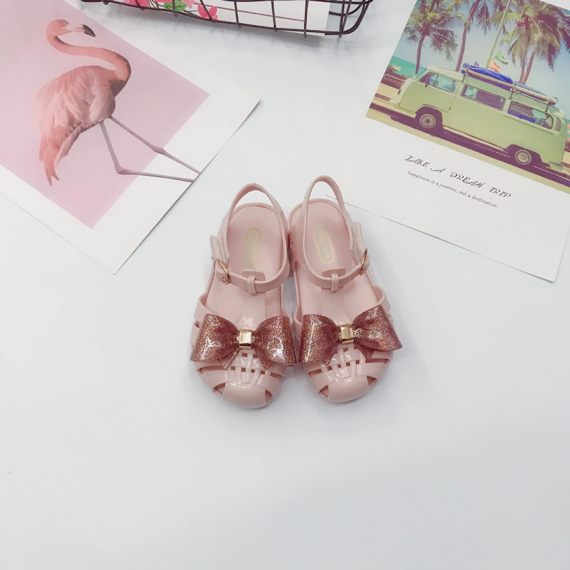 Мини Melissa/прозрачная обувь; детские сандалии для девочек; красивая обувь с бантом; повседневная обувь для девочек; Серебристые детские сандалии на плоской подошве; дышащие Нескользящие
