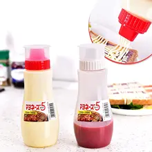 5 Hole Design Salad Dressing Squeeze Bottle 380ml Japanese Porous Salad Dressing Bottle with Dust Caps Kitchen Dispenser