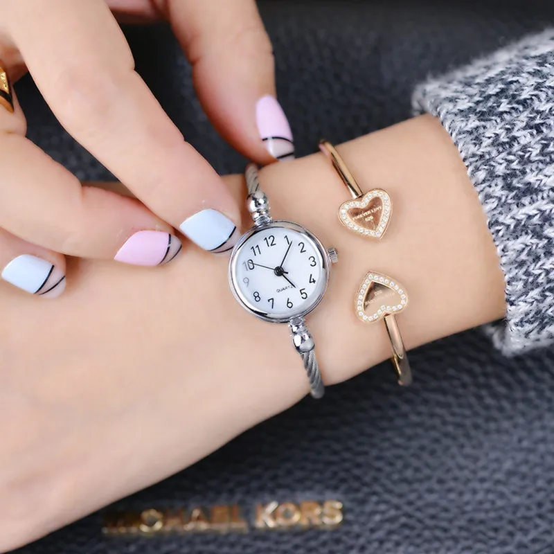 

Fashion Simple Thin Women Watches Bracelet Quartz Wrist Watch Women's Watches Faux Chronograph Ladies Watch Dress reloj mujer