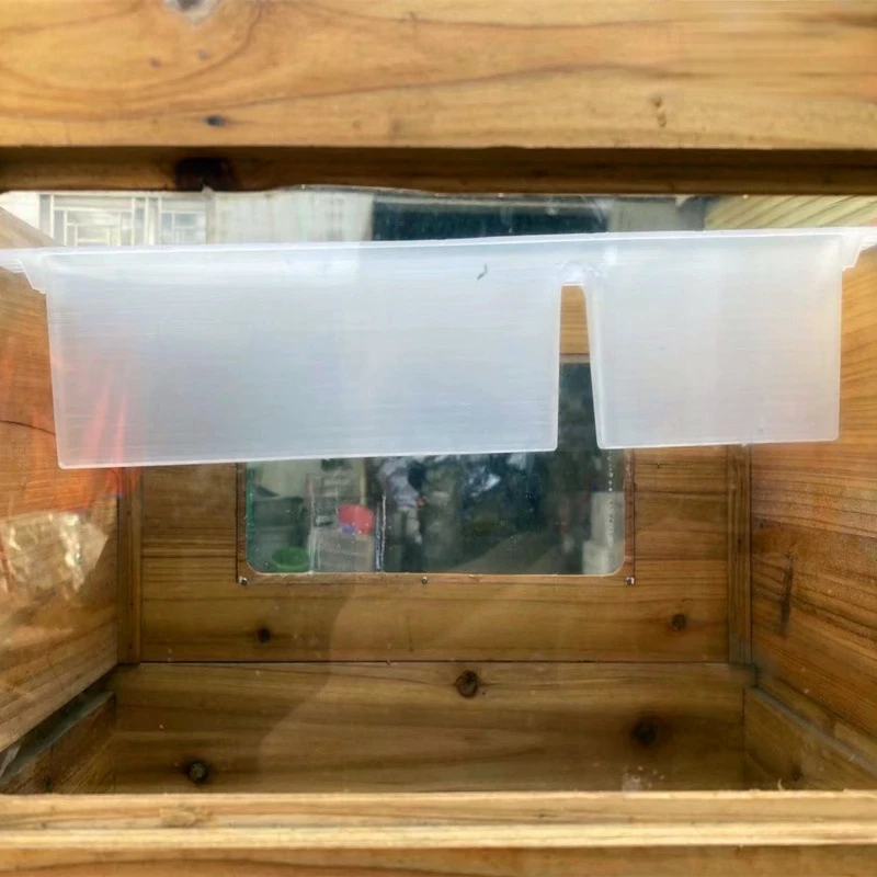 10pcs-3kg-Bee-Feeder-Bees-Feeding-Honey-Beekeeping-Plastic-Beekeeper-Tools-Supplies-High-Intensity-Beekeeping-Equipment.jpg 10 Darabos 3 Kg Méh Adagoló Etető Mézes Méhész Műanyag Szerszámok Nagy Intenzitású Méhészeti Berendezéseket Kínál - Image 3