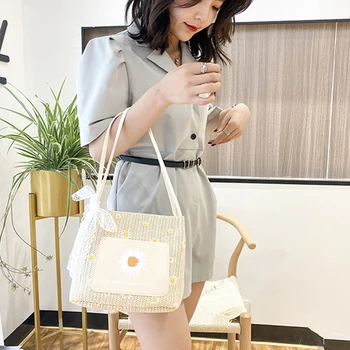 

2020 summer straw woven bag all-match large capacity portable bucket bag small fresh shopping bag Shoulder bagHandbags for Women