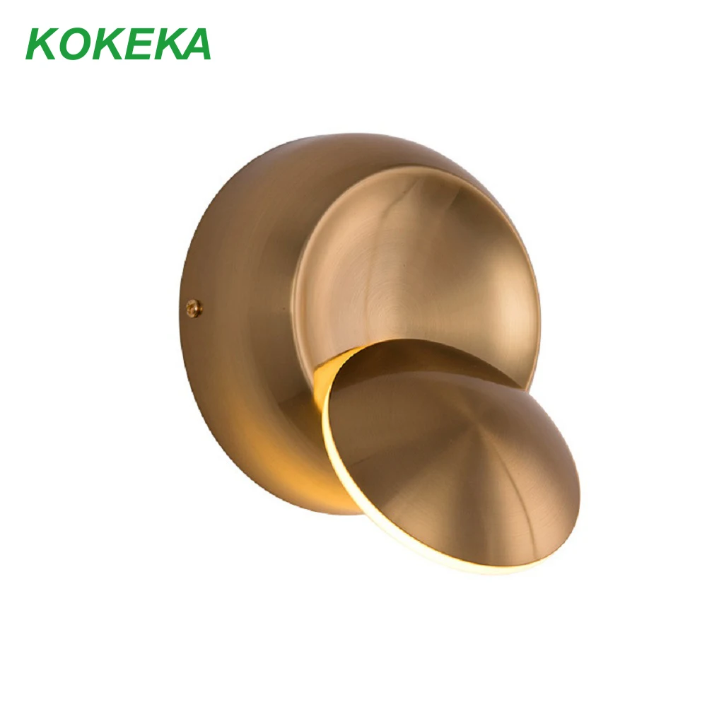 

Wall Lamp 360 Degree Personality Rotation Gold Iron Lamp Body Acrylic Lampshade 5W Led Warm White for Home Metal Decoration