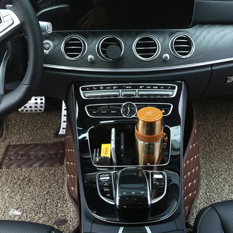 Применимый Benz Новинка E-Class мульти-функциональное стекло стеллаж для выставки товаров E300L C200L GLC260 Автомобильный держатель для стакана, хранение коробка