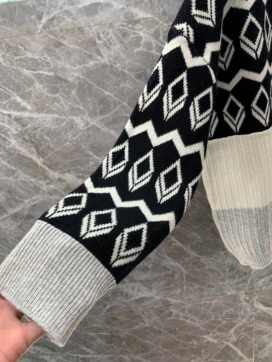 Осень и зима женский v-образный вырез Lingge color blocking вязание украшение длинный рукав Универсальный свитер трикотаж 1203