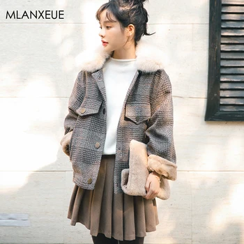 

Plaid Plush Liner Wool Blended Coats Women Vintage Fur Collar Winter Woolen Coat Female Fashion Cashmere Coats Outwears Autumn
