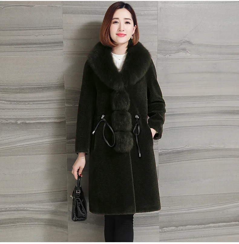 TUHAO Women's Winter Autumn Elegant Middle Age Faux Fur Jacket Female Faux Fur Collar Fur Coat Large Size 4XL 3XL Overcoat