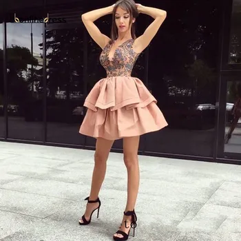 

Champagne Satin Mini Homecoming Evening Dress Appliques Backless Vestidos De Fiesta Girl Prom Special Occasion