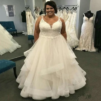 

Plus Size Beach Wedding Dresses Spaghetti Straps Tiered Skirts Lace Appliques Bridal Gown Vestidos de Novia Wedding Gowns