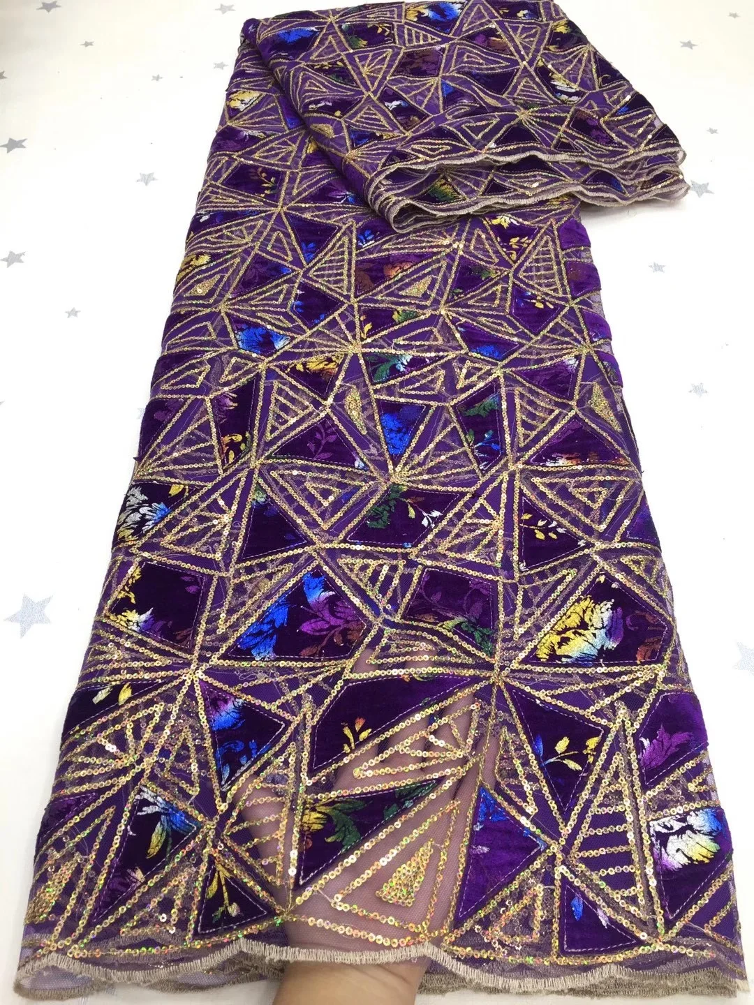 

Nigeria Sequined Lace Fabric French Mesh Lace African Fabric Lace Sequins To Participate In The Wedding FJ4367