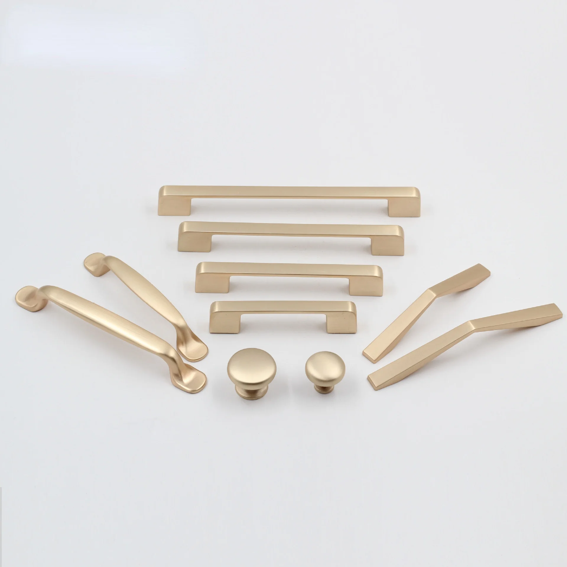 

Zinc Alloy Handle Cabinet Shoe Cabinet Door Handle Drawer Wine Cabinet Cabinet Cabinet Door Handle Brushed Brass