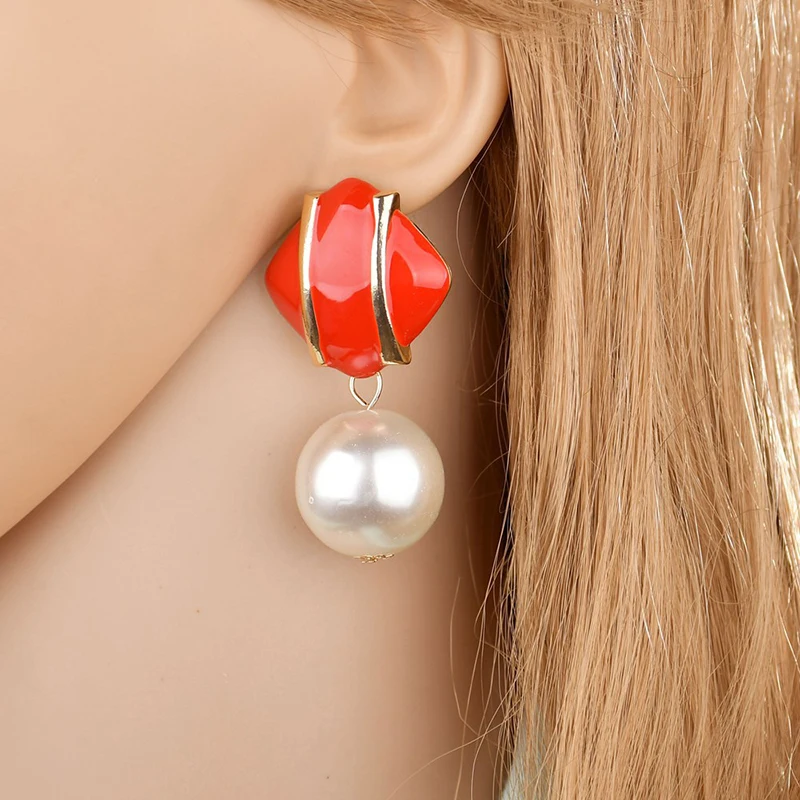 

Modyle Korea Design Metal Gold Geometric Irregular Circle Square Natural Freshwater Pearl Drop Earrings for Women Girl Gift