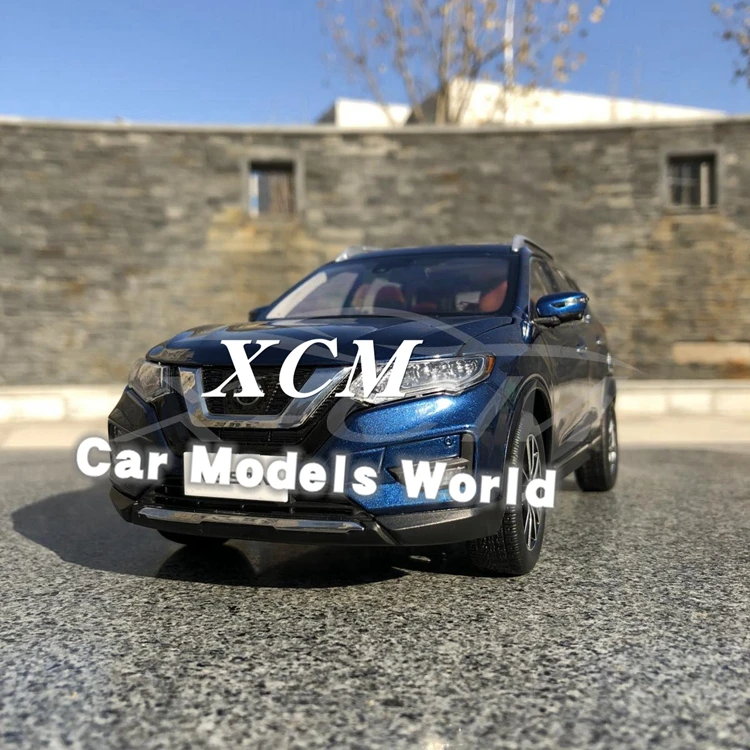 Литая модель автомобиля для изгой 1:18(синий)+ маленький подарок