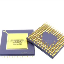 1PCS/lot  MC68030RC50C MC68030  BGA 32-bit 50MHz microprocessor