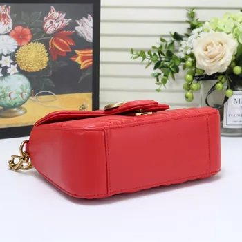 

Women's Luxury Designer Qulited Genuine Leather Shoulder Bag Chain Flap Clutch Handbag Crossbody Bag with Top Handle 21cm