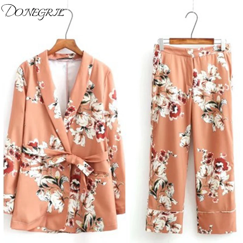 

Fashion printed temperament small suit Blazers slim trousers trend wild ladies suit set two-piece 2019 summer women's clothing