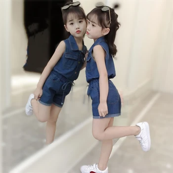 

Girls Suit New Summer Suit Foreign Style Korean Edition Fashion Children's Suit Fashion Jeans and Shorts Two-piece Fashion Set