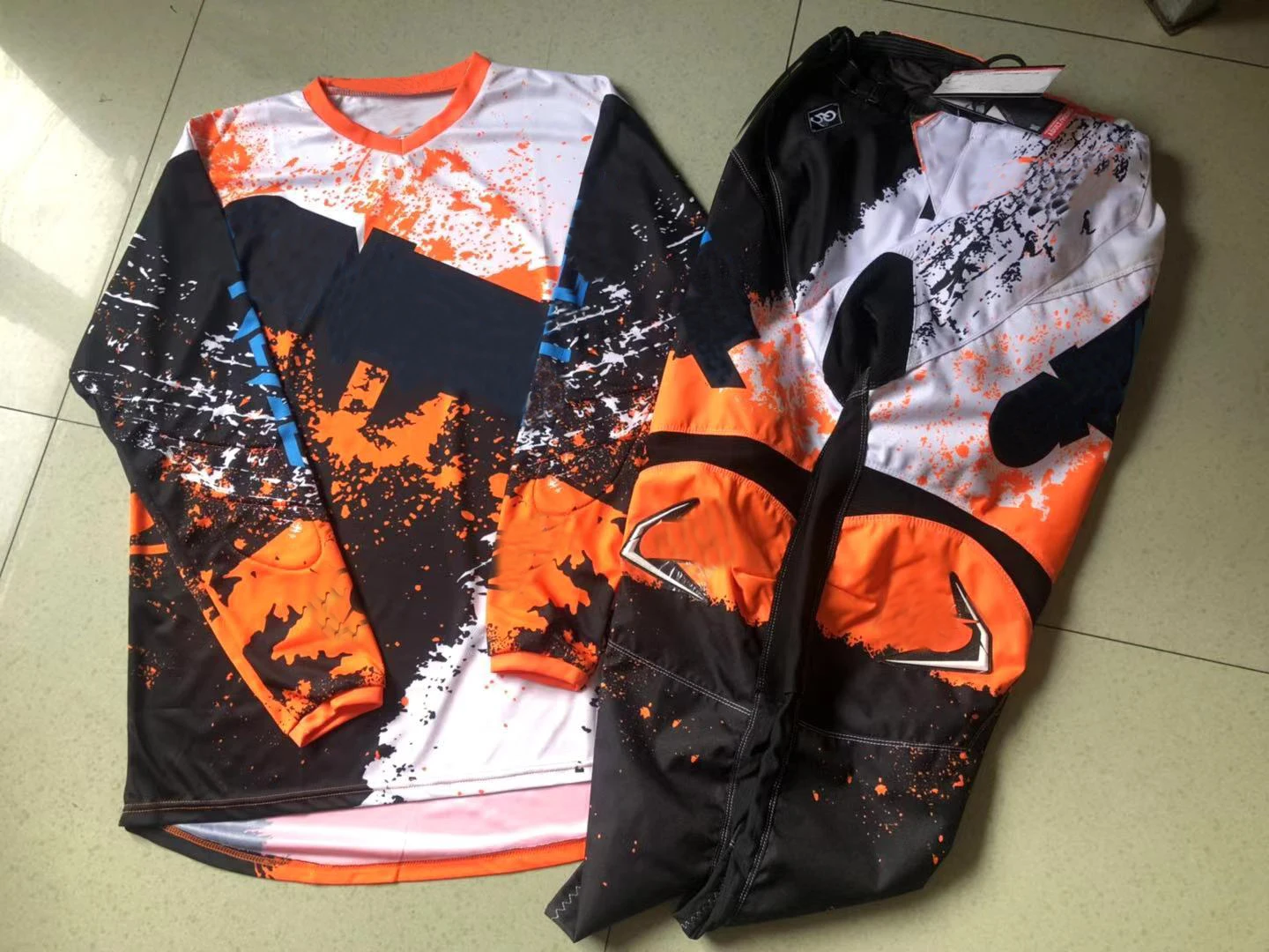 

MX Hardwear Jag LE Jersey & Pant Combo Dirt Bike MX MTB DH Quad Enduro Offroad Cycling Motocross Racing Gear Set
