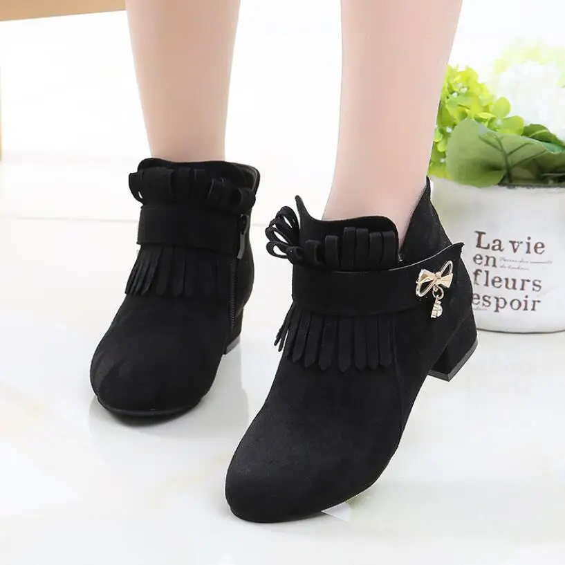 Модные ботинки для девочек; кожаная спортивная обувь для детей; теплые ботинки на высоком каблуке; короткая мягкая зимняя обувь для принцесс; детские кроссовки - Цвет: Black