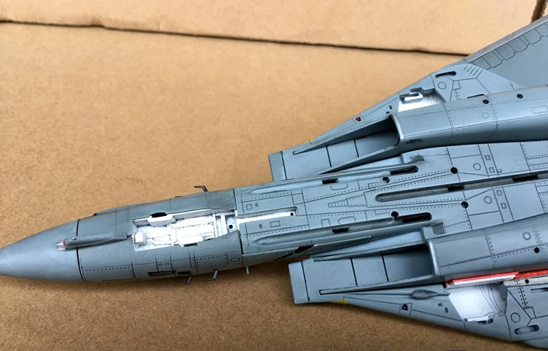 Тонкий 1/72 США f-14b истребитель VF-103 пиратский флаг эскадрилья Готовая модель сплава переменная метание крыло