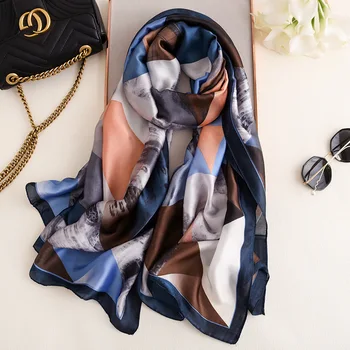 

2020 Designer Print Scarf Women Silk Pashmina Shawls Lady Wraps Print Foulard Neck Scarves Head Band
