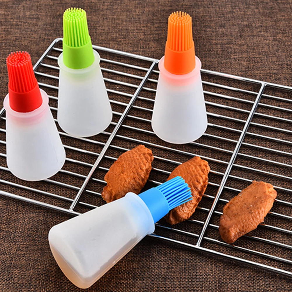 

1 Pcs Portable Silicone Oil Bottle With Brush Grill Oil Brushes Liquid Oil Pastry Baking BBQ Tool Kitchen Gadgets