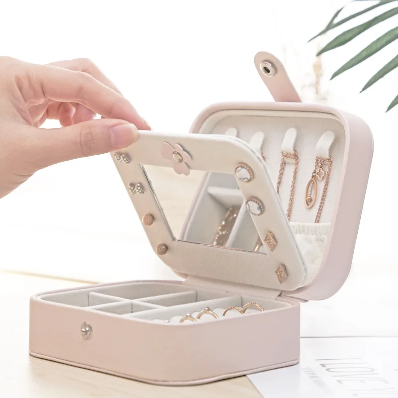 Dustproof Leather Jewelry Box Desktop Mini Jewelry Storage Bag Convenient Travel Earring Necklace Ring Storage Organizing Box Dustproof Leather Jewelry Box Desktop Mini Jewelry Storage Bag Convenient Travel Earring Necklace Ring Storage Organizing Box