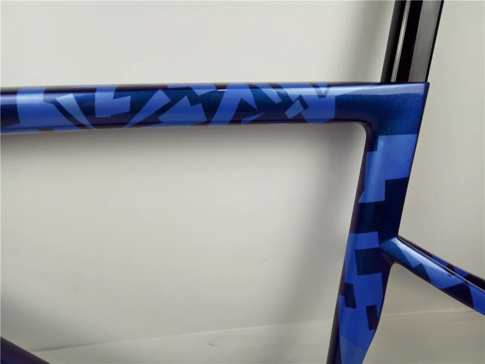 

New Custom Coating 700c Road Disc Brake Thru AXle Bicycle Carbon Frame+Wheels 100*12mm 142*12mm 2 Year Warranty Frameset