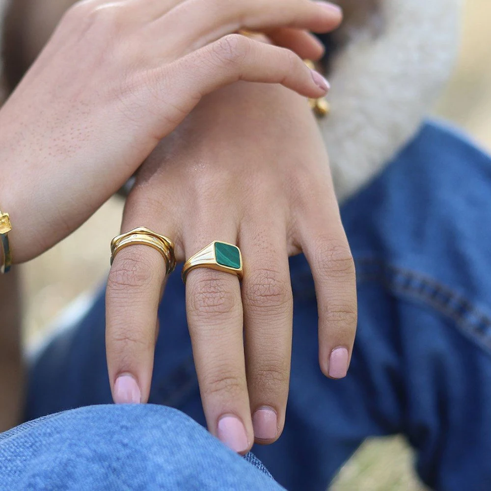Eleganti anelli con sigillo in acetato verde per donna geometria alla moda anelli in oro gioielli per feste di nozze 2021