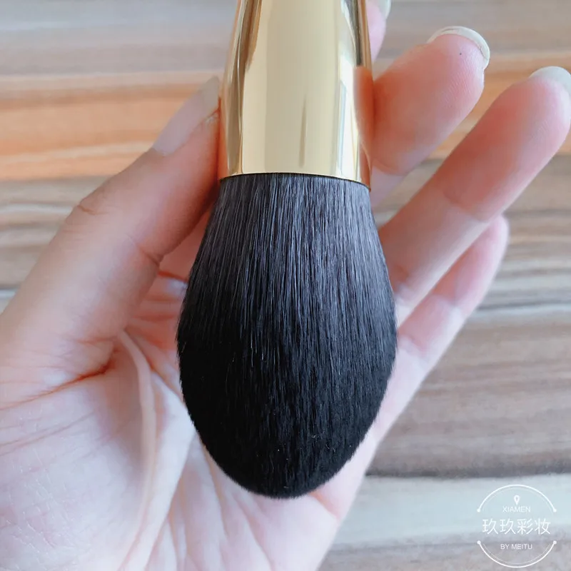High-end Flame shape Scattered Painting Blush full coverage kabuki Honey Paint Ultra Soft Sculpting Brush Hair