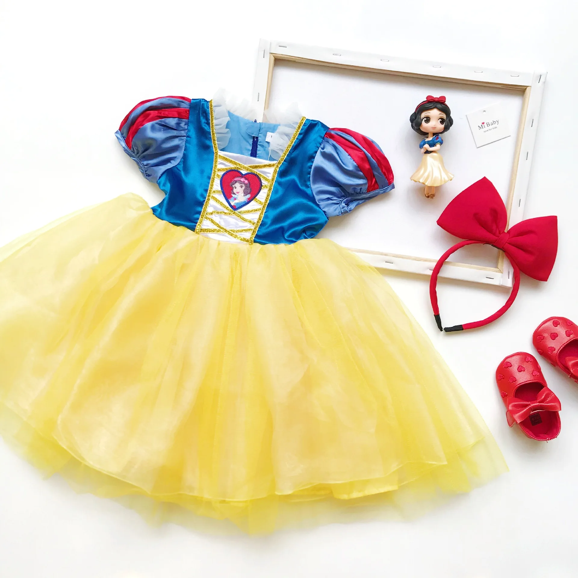 19 Years New Style Girls Baby Snow White Princess Dress CHILDREN'S DAY biao yan qun Sweet Mesh Dress Short Sleeve