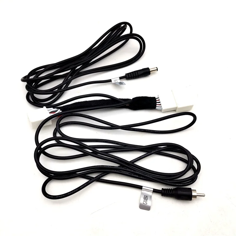 Рисунок 4 - Автомобильный адаптер для камеры