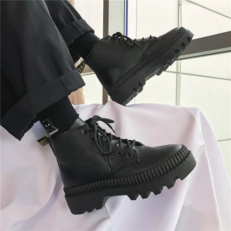 Winter 2021 New Black Thick Cloth Bottom Mid Top Boots Men Autumn British Trend High Top Boots Casual Shoes Men's Boots