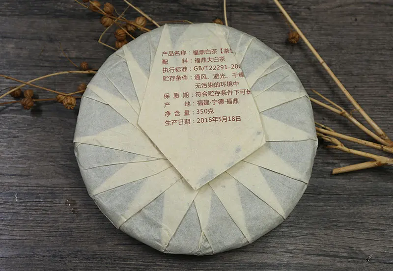 Chinese Tea Ancient Tree Shou Mei White Tea Bai Cha Tea Leaf Cake 350g
