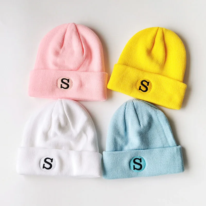 Зимняя детская шапка шапочка милая теплая вязаная для мальчиков и девочек