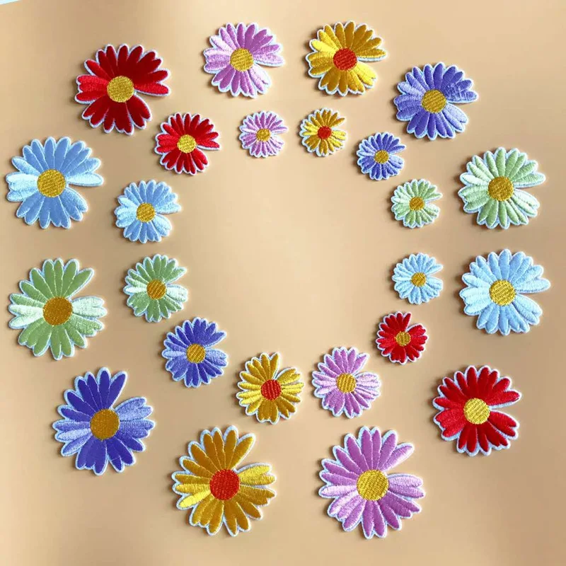 

100pcs/lot Daisy Small Embroidery Patches Jacket Jean Backpack Clothing Decoration Floral Flower Iron Heat Transfer Applique