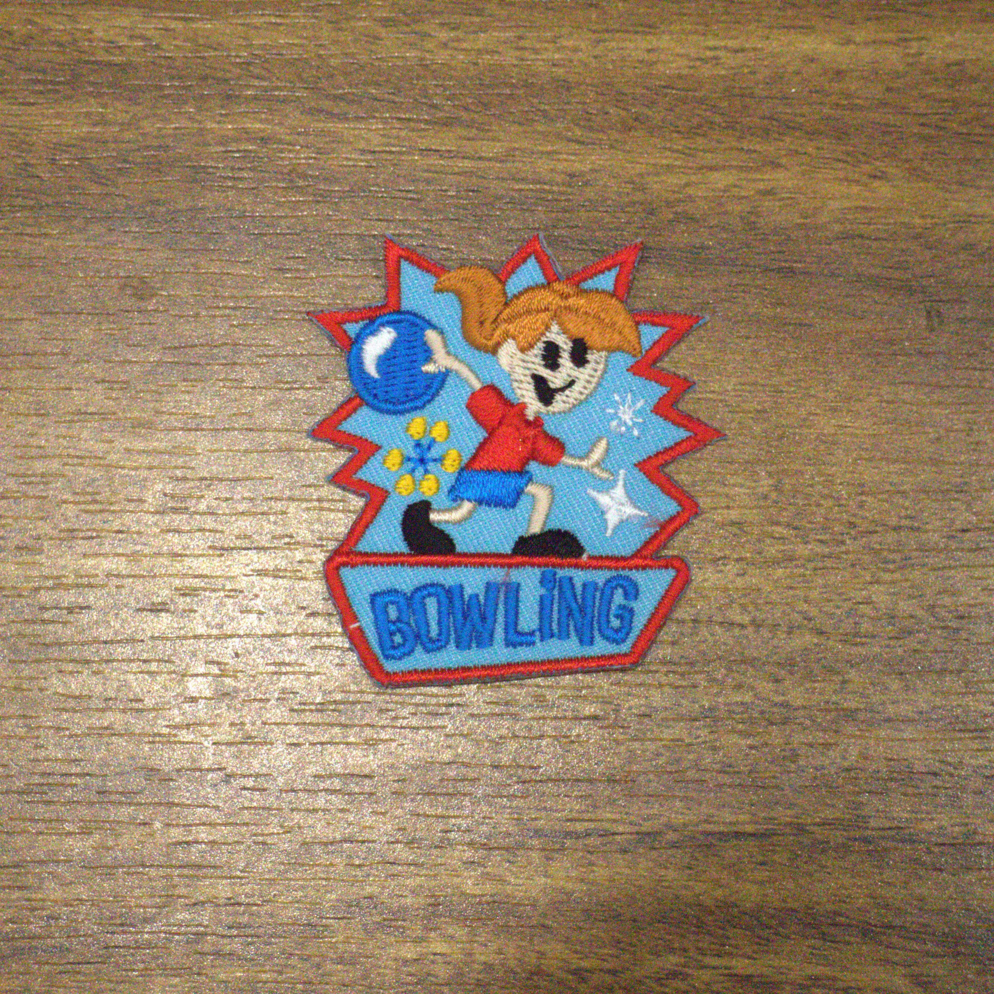 

Custom Patch Embroidered for Clothing Applique 3D Embroidery Bordados Eco-Friendly Customization Iron-on Patches 2