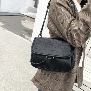 

2020 new handbag PU leather solid color rhombus chain large bag wild large-capacity single shoulder diagonal bag women